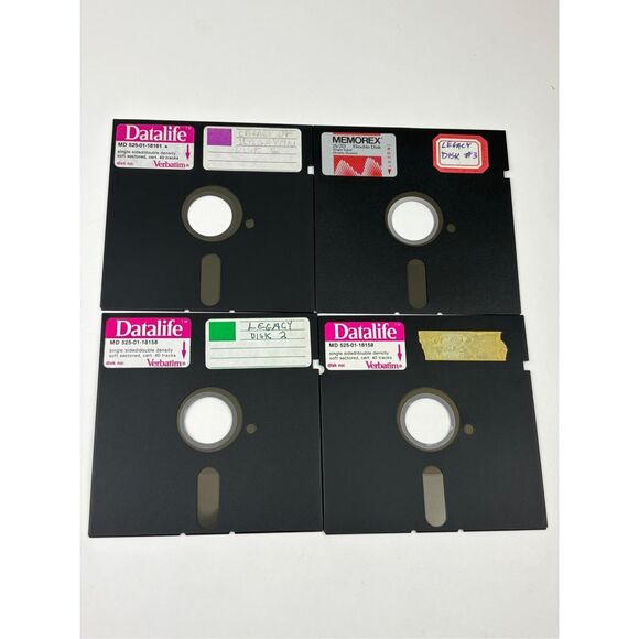 Vtg 1983 Wizardry 3 Legacy Of Llylgamyn Apple II - Original Box w/Disk & Papers - Picture 6 of 7